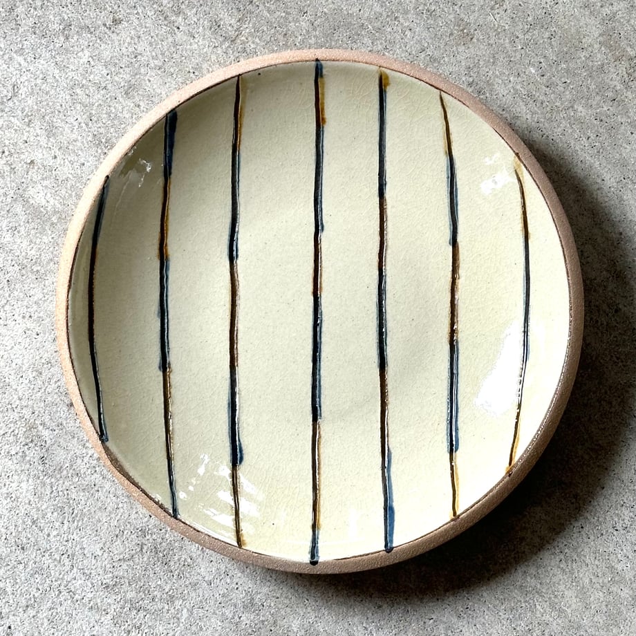 線彫〔ストライプ〕 [CARVED STRIPES]