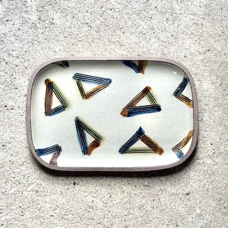 櫛目三角 / Rectangular Plate